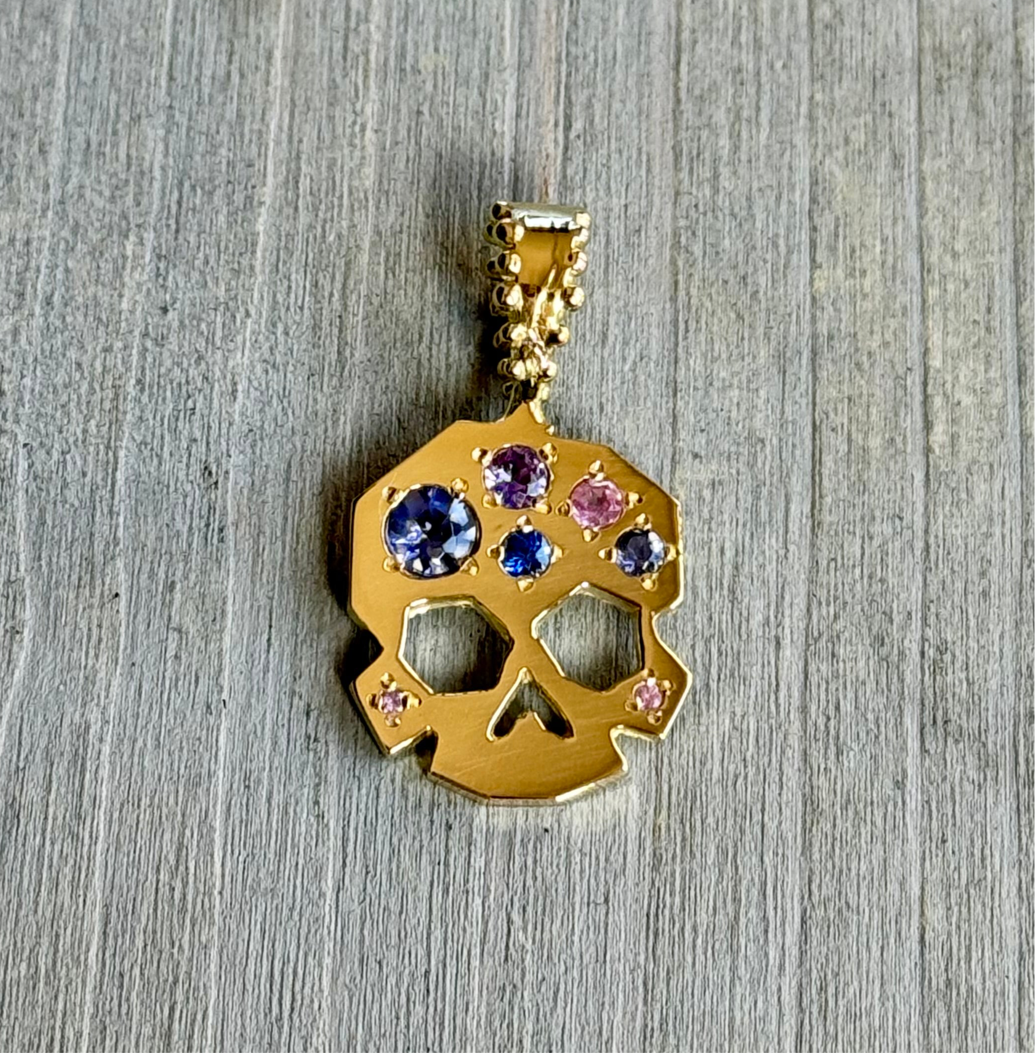 FACETTE GEMMY SKULL CHARM | Crafted-to-Order