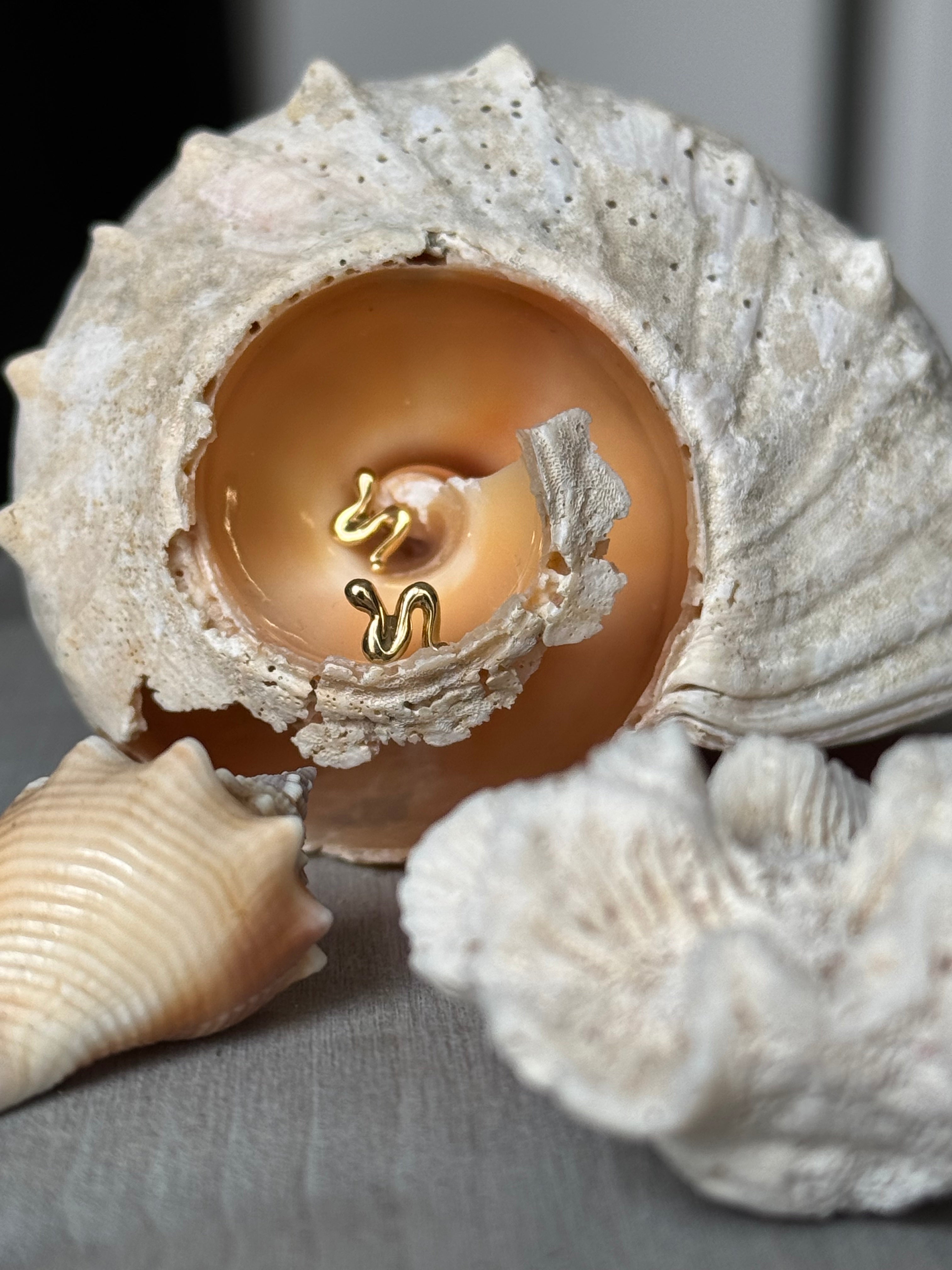 BOHEME PETIT SNAKE STUDS | In-Stock