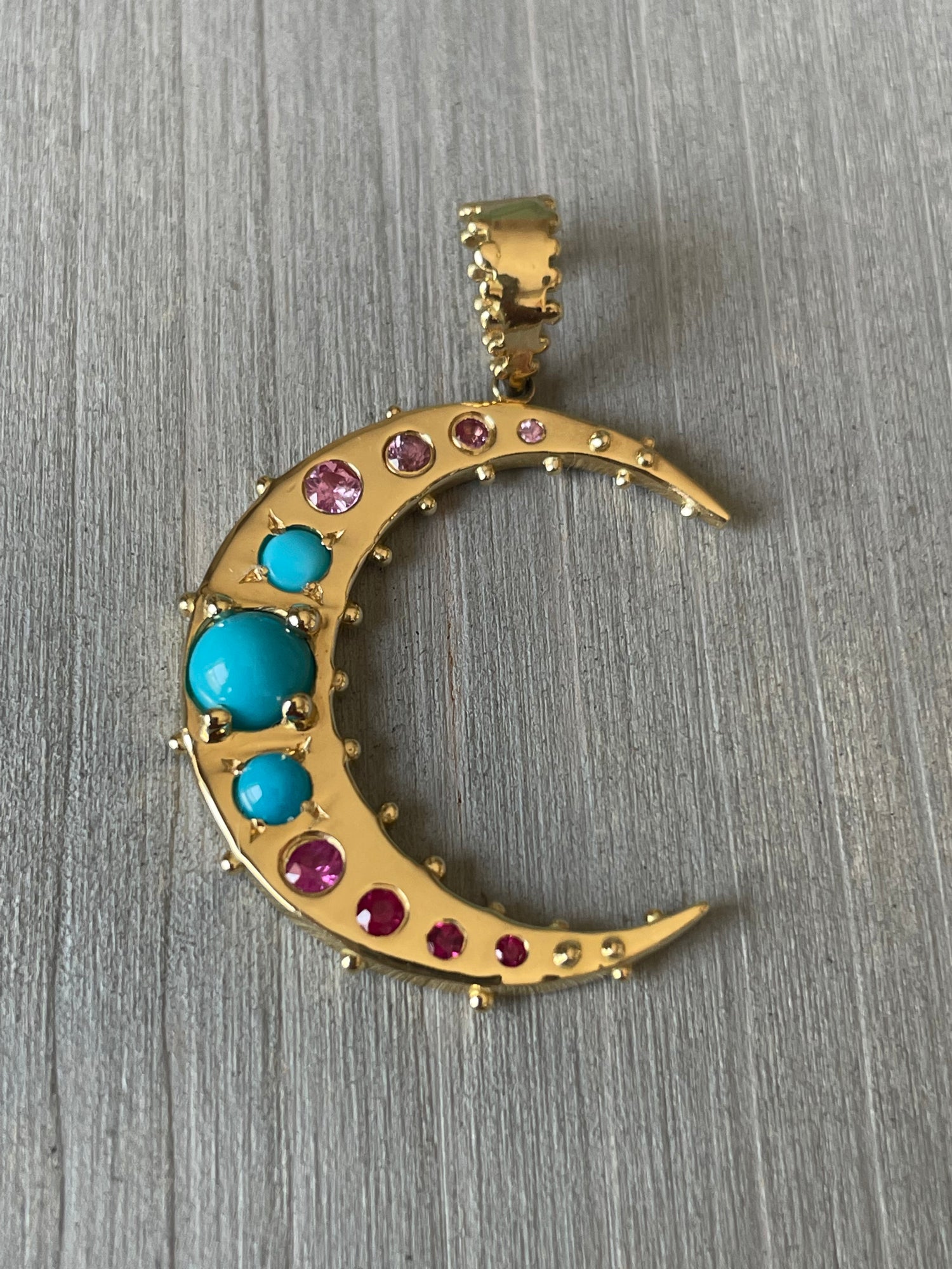 BOHEME GRANDE LUNE CRESCENT CHARM