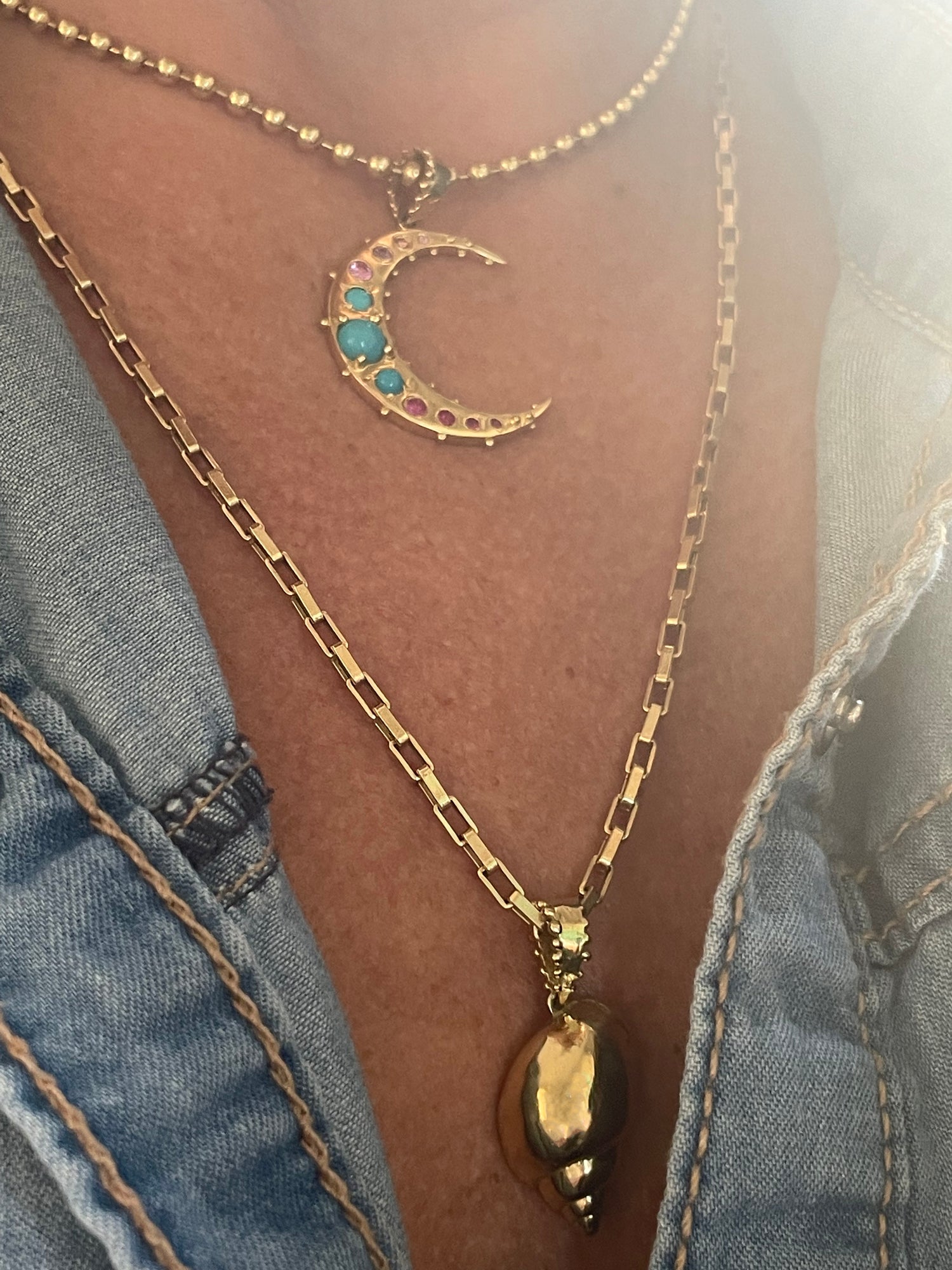 BOHEME SHELL CHARM in Stock