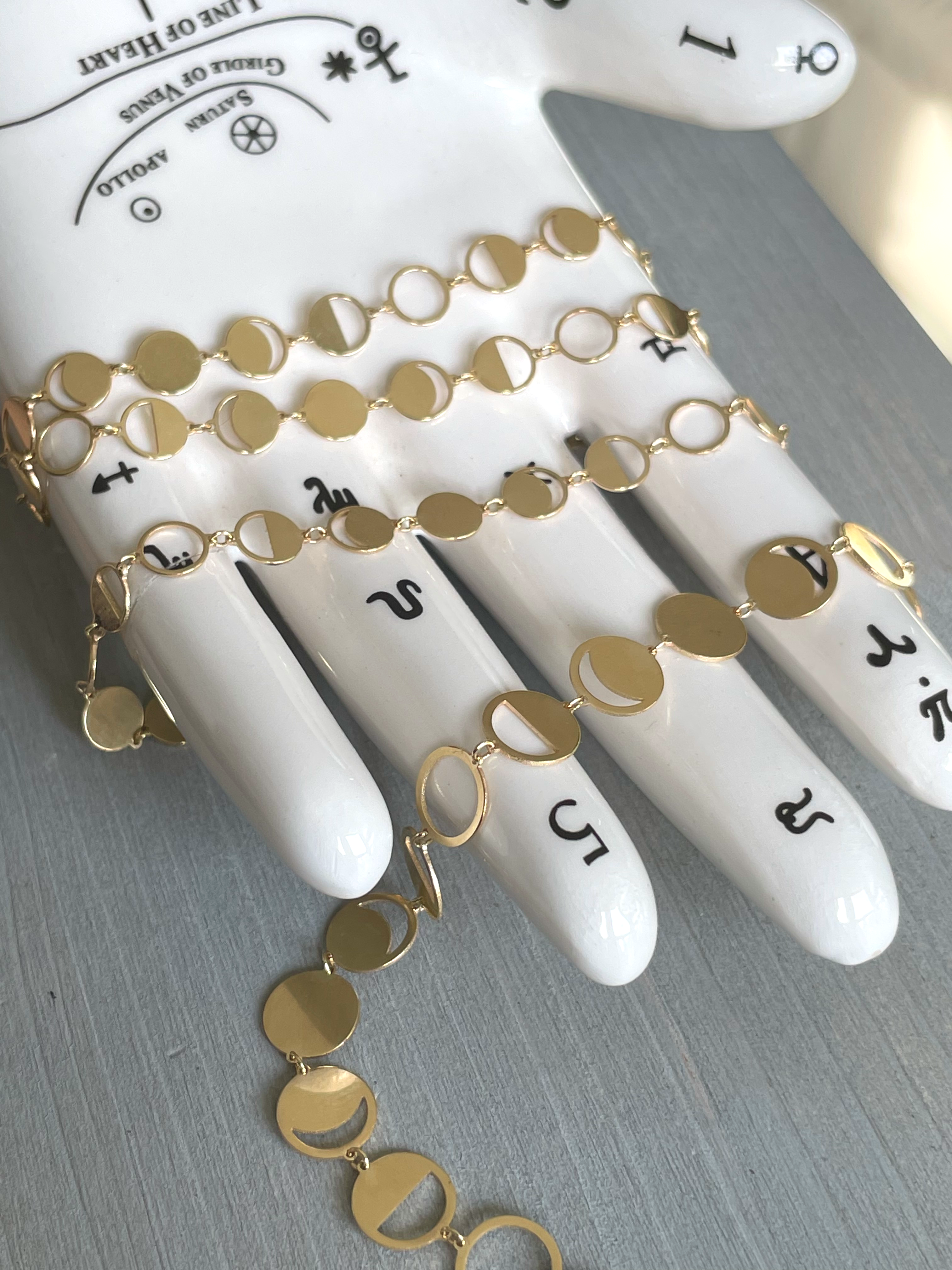 BOHEME CONFETTI PETITE LUNE CHAIN