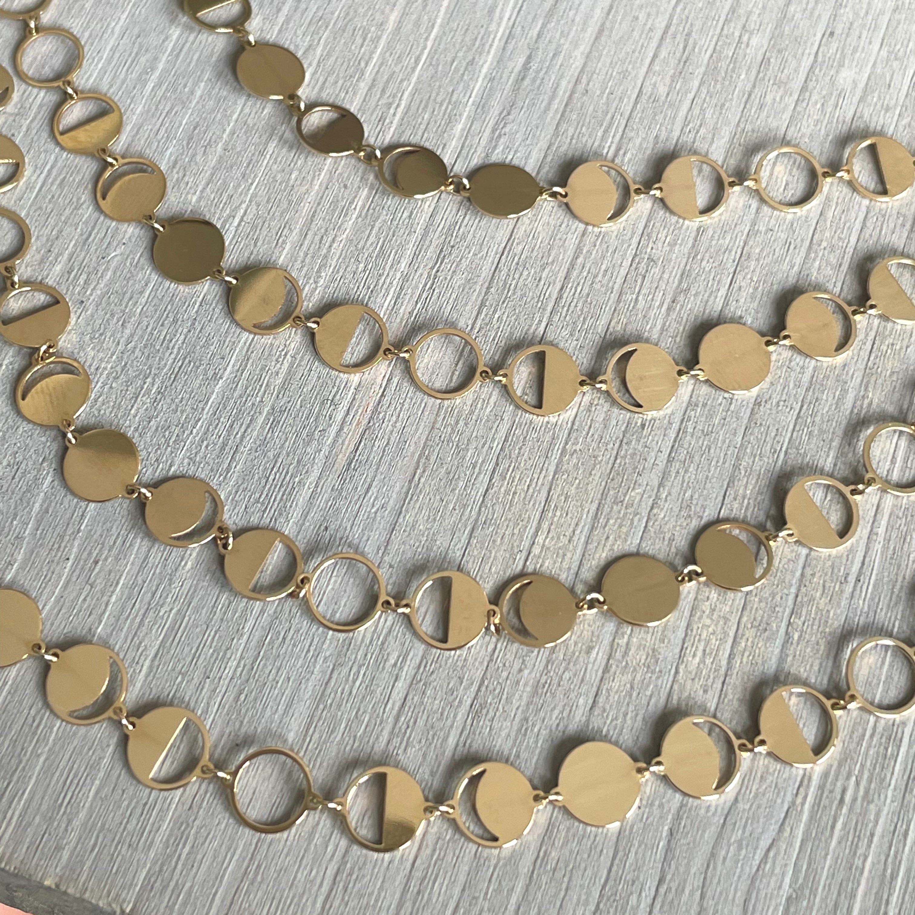 BOHEME CONFETTI PETITE LUNE CHAIN