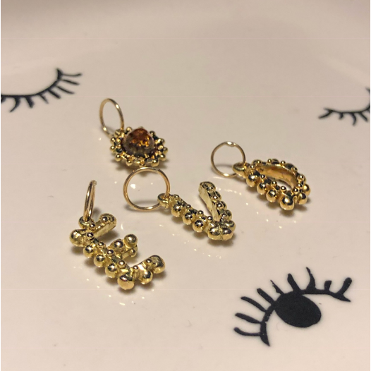 BOHEME "M" INITIAL CHARM rts