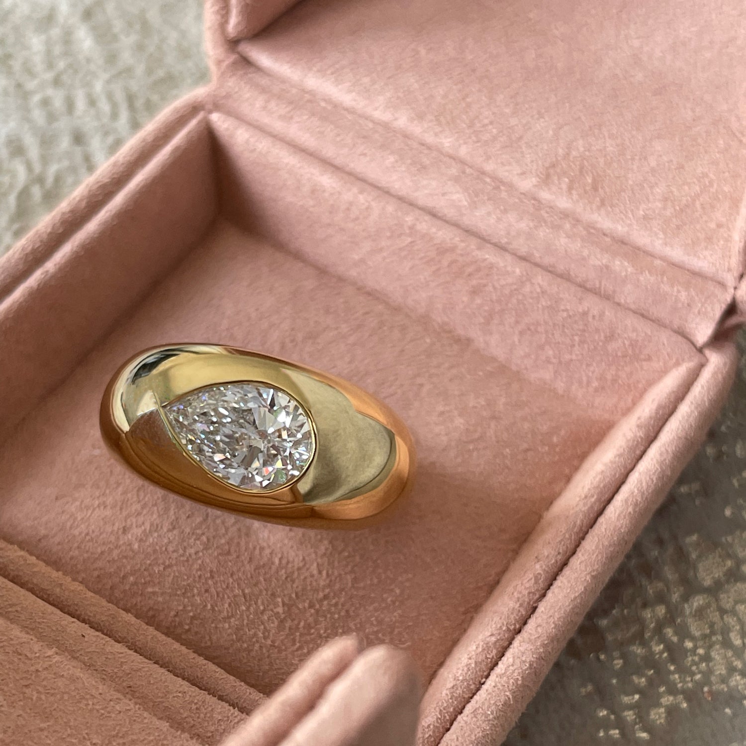 CUSTOM CLASSIQUE DOME RING