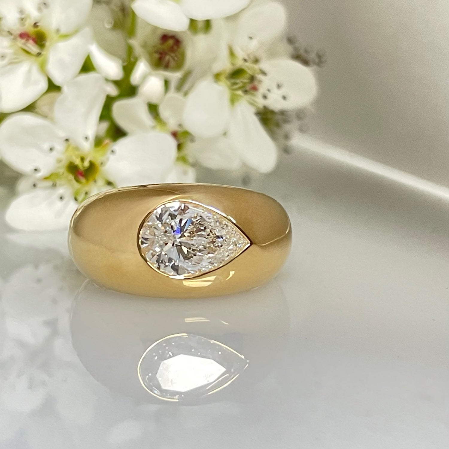 CUSTOM CLASSIQUE DOME RING